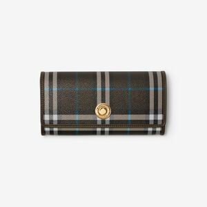 New Burberry Calf Leather Halton Check Continental Wallet Green Snug $720